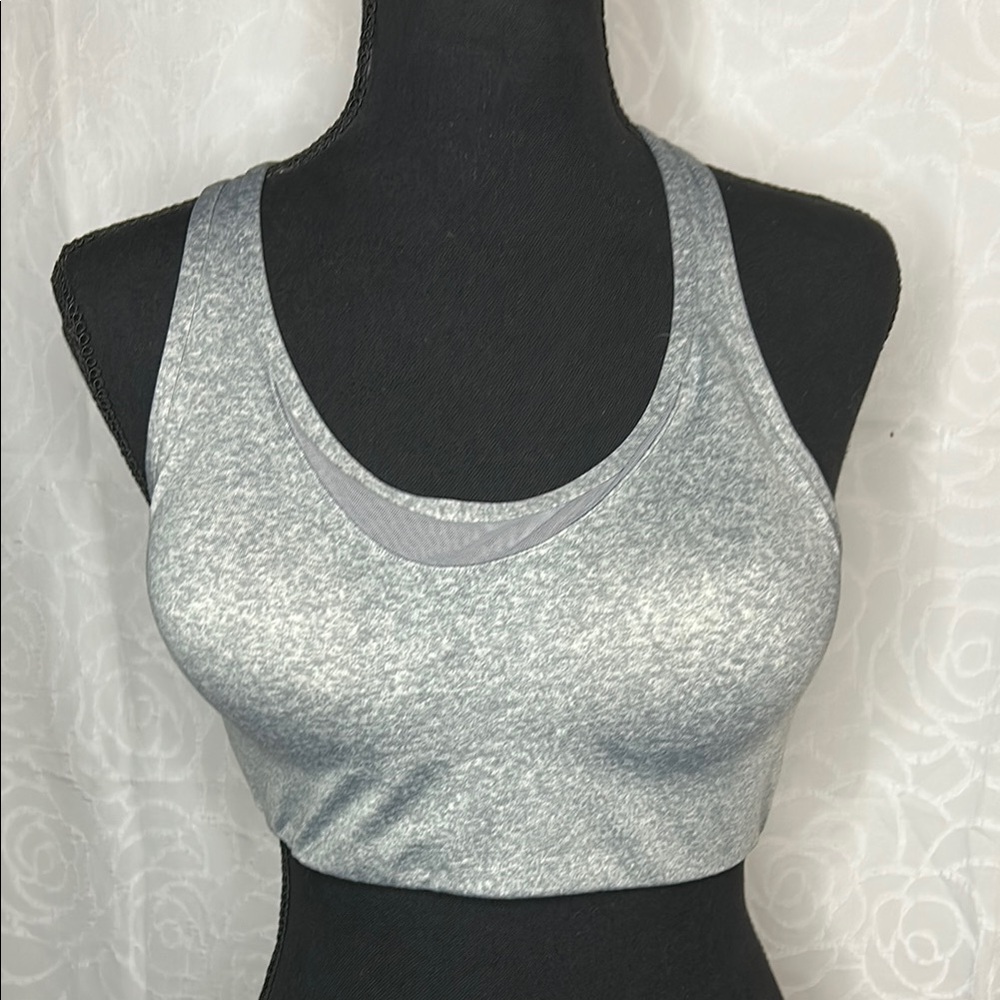 Victorias Secret PINK SPORT gray women’s sports bra. Size M. Criss cross straps